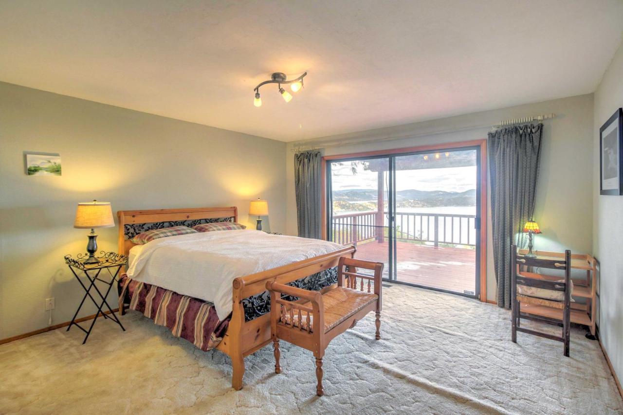 Spacious Kelseyville Home With Large Lakefront Deck! エクステリア 写真